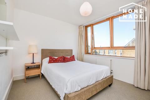3 bedroom maisonette to rent, Aytoun Road, Brixton, SW9
