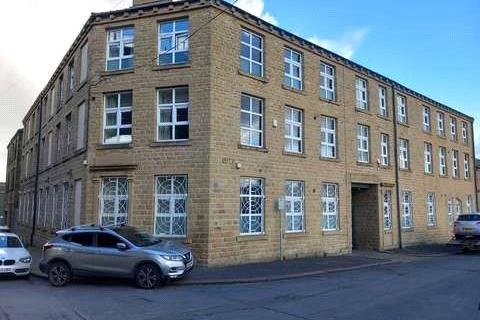 1 bedroom in a house share to rent, Viaduct Works, 1-3 Ray Street, Huddersfield, HD1