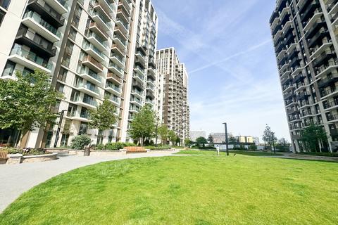 1 bedroom apartment to rent, Fountain Park Way, London W12