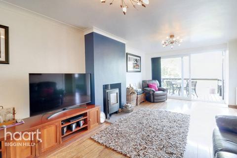 4 bedroom end of terrace house for sale, Mount Pleasant, Biggin Hill