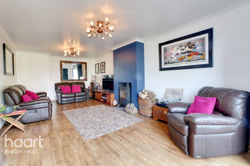 Mount Pleasant, Biggin Hill 4 bed end of terrace house for sale £550,000