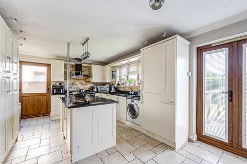 4 bedroom detached house for sale, Ferring Lane, Ferring, Worthing, West Sussex, BN12