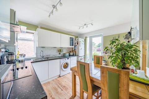 2 bedroom maisonette for sale, Percy Avenue, Surrey TW15