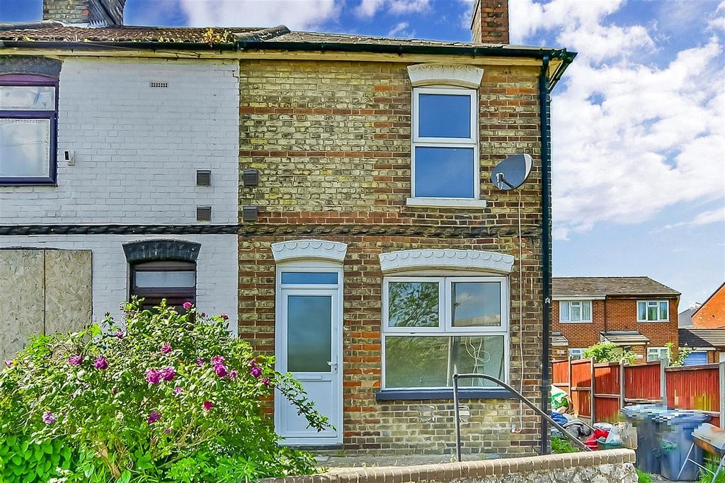 Holborough Road, Snodland, Kent 2 bed end of terrace house for sale £
