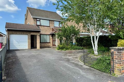 1 Goss Drive, Street, BA16 0RR