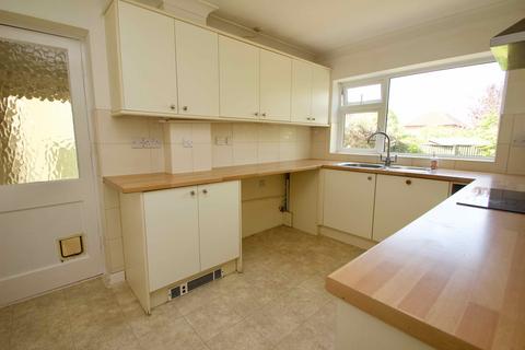 1 Goss Drive, Street, BA16 0RR