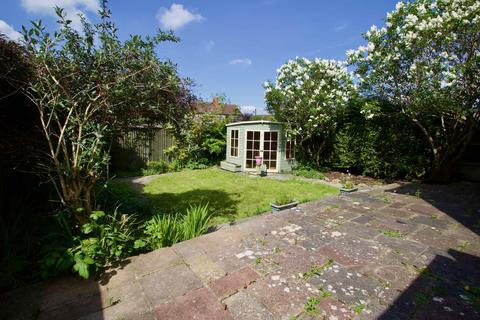 1 Goss Drive, Street, BA16 0RR