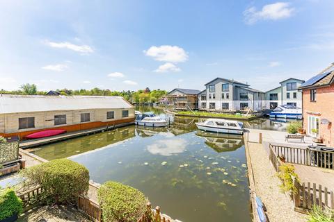 2 bedroom end of terrace house for sale, Marsh Road, Hoveton