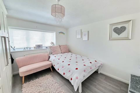 7 Beagles Close, Orpington, BR5 4PS