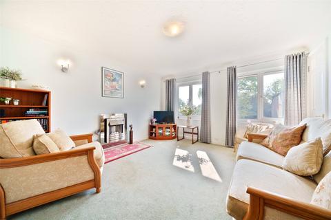 1 bedroom retirement property for sale, Wokingham, Wokingham RG40