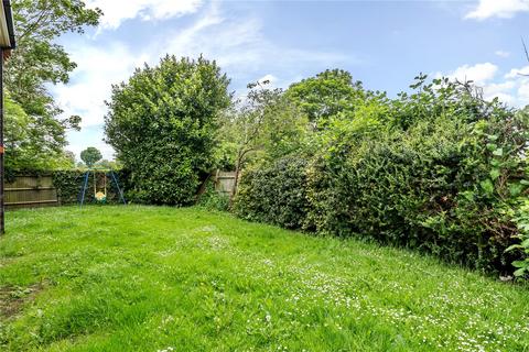 6 Hallows Grove, Sunbury-on-thames, TW16 7LP