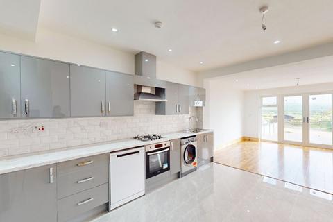 292 Chorley Road, Westhoughton, Bolton, BL5 3NS