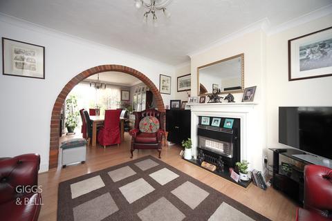 3 bedroom semi-detached house for sale, Talbot Road, Luton, Bedfordshire, LU2