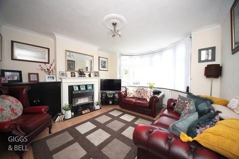 3 bedroom semi-detached house for sale, Talbot Road, Luton, Bedfordshire, LU2