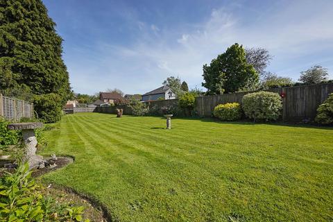 3 bedroom detached bungalow for sale, Maidstone Road, Chatham
