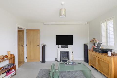 21 Belland Drive, Bristol, BS14 0EQ