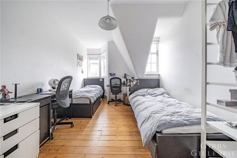 4 Meadvale Road, London, W5 1NP