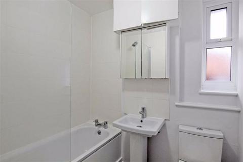 1 bedroom flat to rent, Middle Park Avenue, London SE9