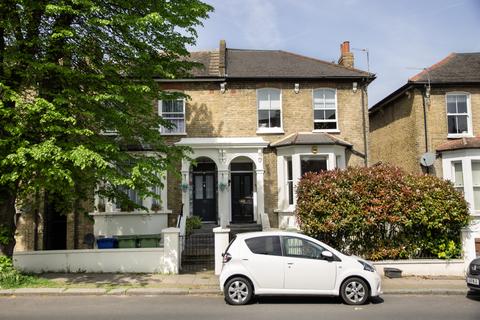 3 bedroom flat for sale, Barry Road,  East Dulwich, SE22