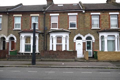 undefined, Warwick Road, London, E15