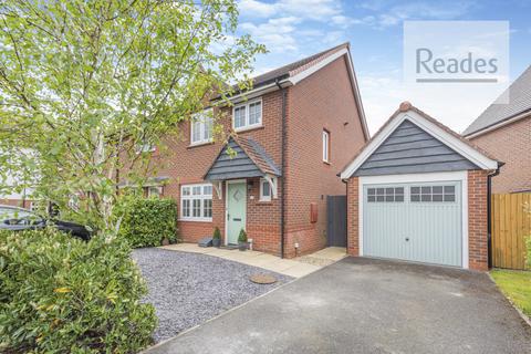 3 bedroom end of terrace house for sale, Clayton Road, Buckley CH7 3