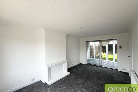 3 bedroom semi-detached house to rent, Carisbrook Drive, Salford M27