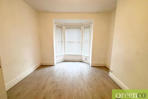 4 bedroom terraced house to rent, Devonshire Street, Salford M7