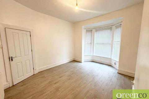 4 bedroom terraced house to rent, Devonshire Street, Salford M7