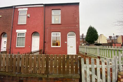 3 bedroom end of terrace house to rent, Fairfield Road, Tameside M43