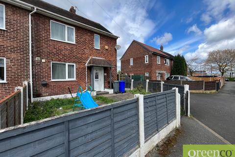 2 bedroom semi-detached house to rent, Summerfield Road, Manchester M22