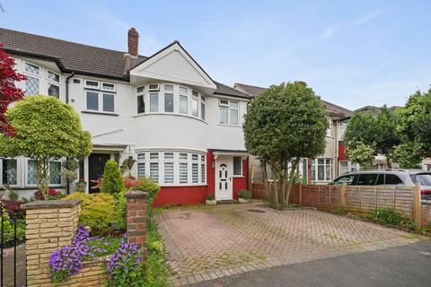 3 bedroom end of terrace house for sale, Elmer Gardens, Isleworth