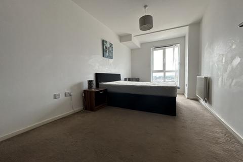1 bedroom apartment to rent, Masshouse Plaza, Birmingham B5
