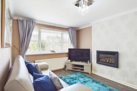 3 bedroom semi-detached house for sale, Rufford Avenue,Maghull,L31 9BY