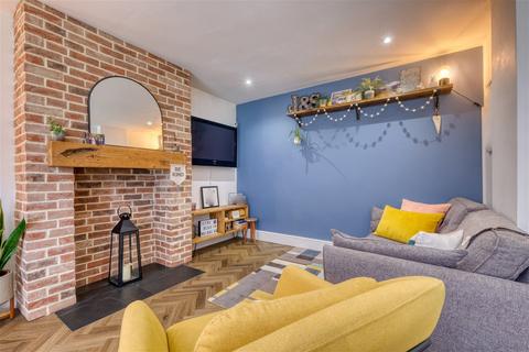 11 Chepstow Grove, Rednal, Birmingham, B45 8EG