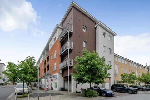 2 bedroom flat to rent, Whale Avenue,  Reading,  RG2