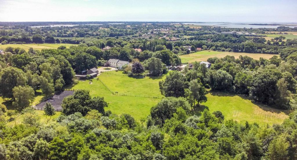 Woodmancote Lane, Hambrook, Chichester, West Sussex 6 bed detached