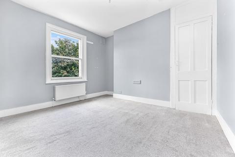 3 bedroom flat for sale, London SE5