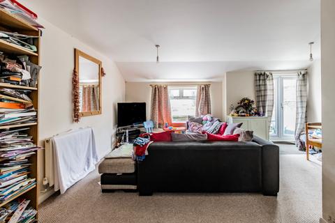 2 bedroom ground floor flat for sale, Winter Road, Norwich, NR2