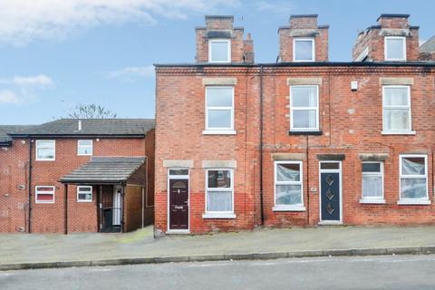 3 bedroom semi-detached house to rent, Bailey Street, Nottingham NG6
