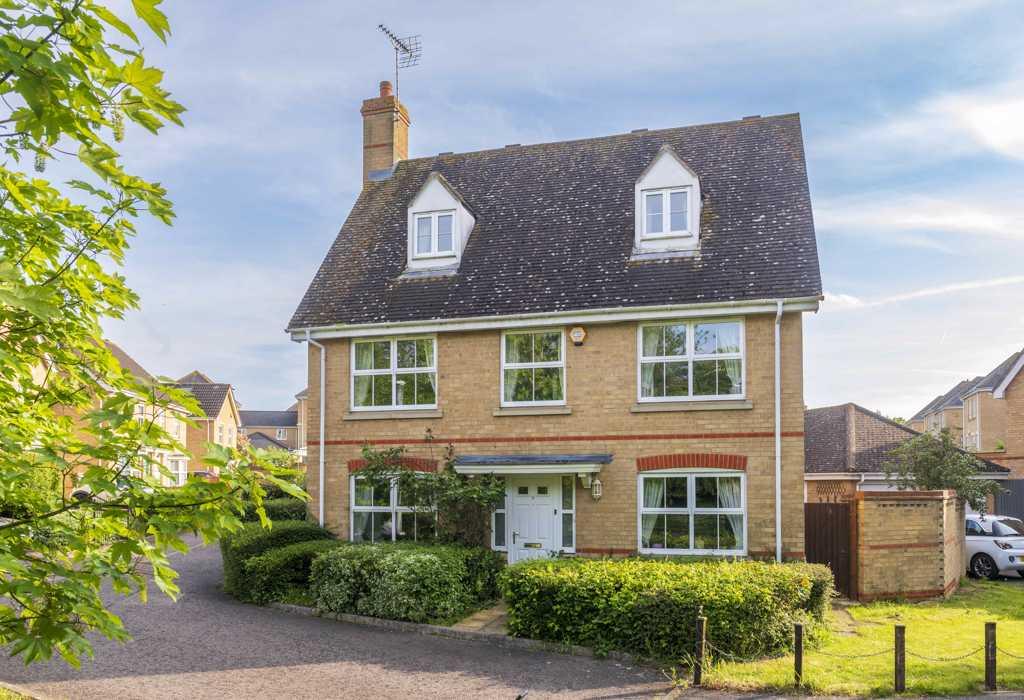 Ashdown Close, Braintree, Essex 4 bed detached house for sale £475,000