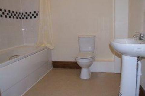 2 bedroom flat to rent, Granville Road, Carlisle, CA2