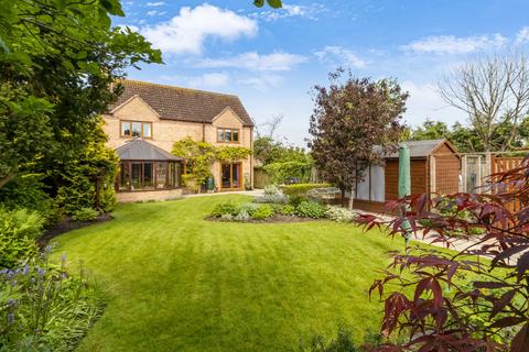 4 bedroom detached house for sale, High Street, Arlingham, Gloucester, Gloucestershire, GL2