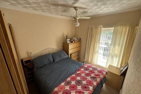 27 Chepstow Road, Treorchy, CF42 6UU