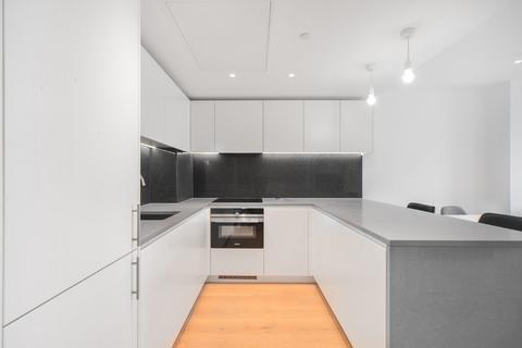 1 bedroom flat to rent, Landmark Pinnacle London E14