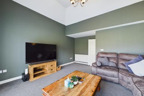5 bedroom detached house to rent, Cranleigh, Standish, Wigan, Lancashire, WN6