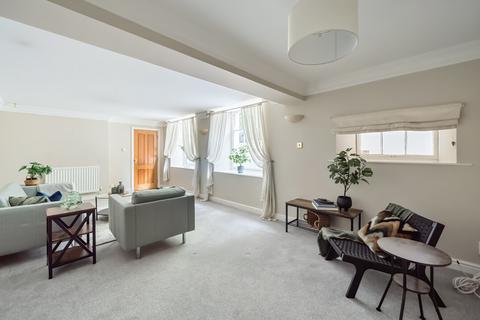 2 bedroom apartment for sale, Cambray Place, Cheltenham, Gloucestershire, GL50