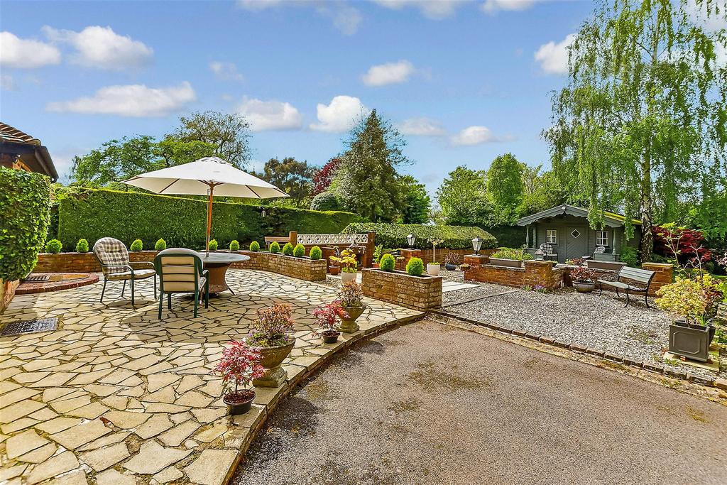 Patio/Decking