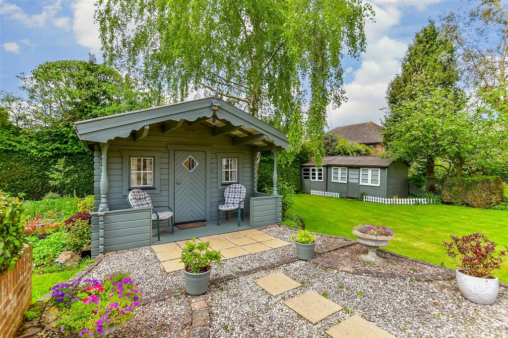 Workshop/Outbuildings