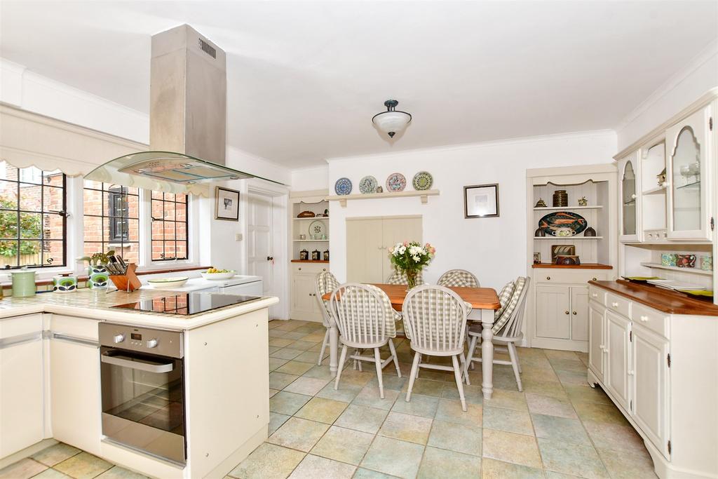 Kitchen/Breakfast Room