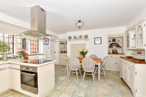Rose Lodge Nackington Road, Canterbury, CT4 7AX